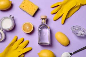 Read more about the article The Pros and Cons of Cleaning Windows with Vinegar
