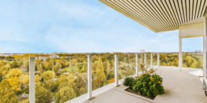 Read more about the article Clean Your Glass Balconies in Reparation for Summer
