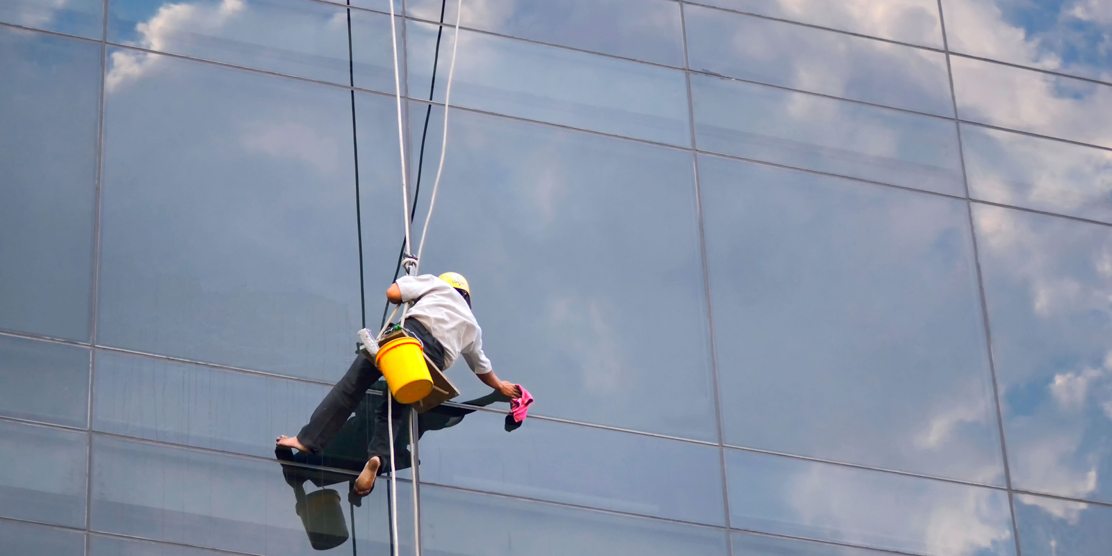 Read more about the article What You Need to Know for High-Rise Window Cleaning