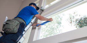 Read more about the article 5 Indicators That It’s Time to Call in the Pros for Window Cleaning