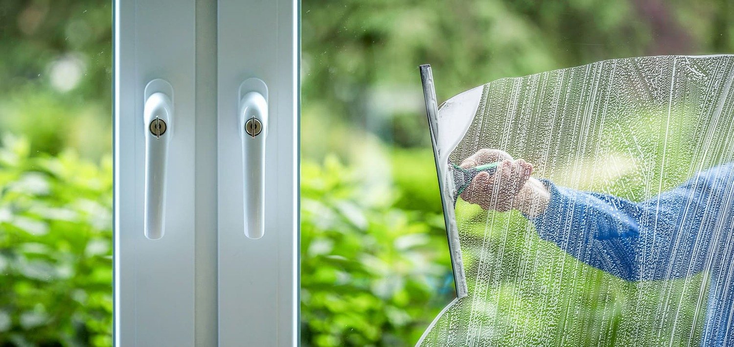 Read more about the article Detecting Window Damage Early: A Guide to Maintenance and When to Seek Professional Help