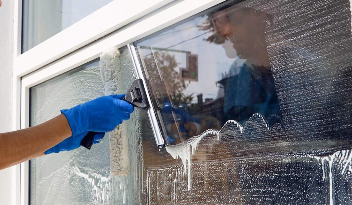 Read more about the article Preserving Coral Gables’ Mediterranean Charm: Expert Window Cleaning Tips You Should Know