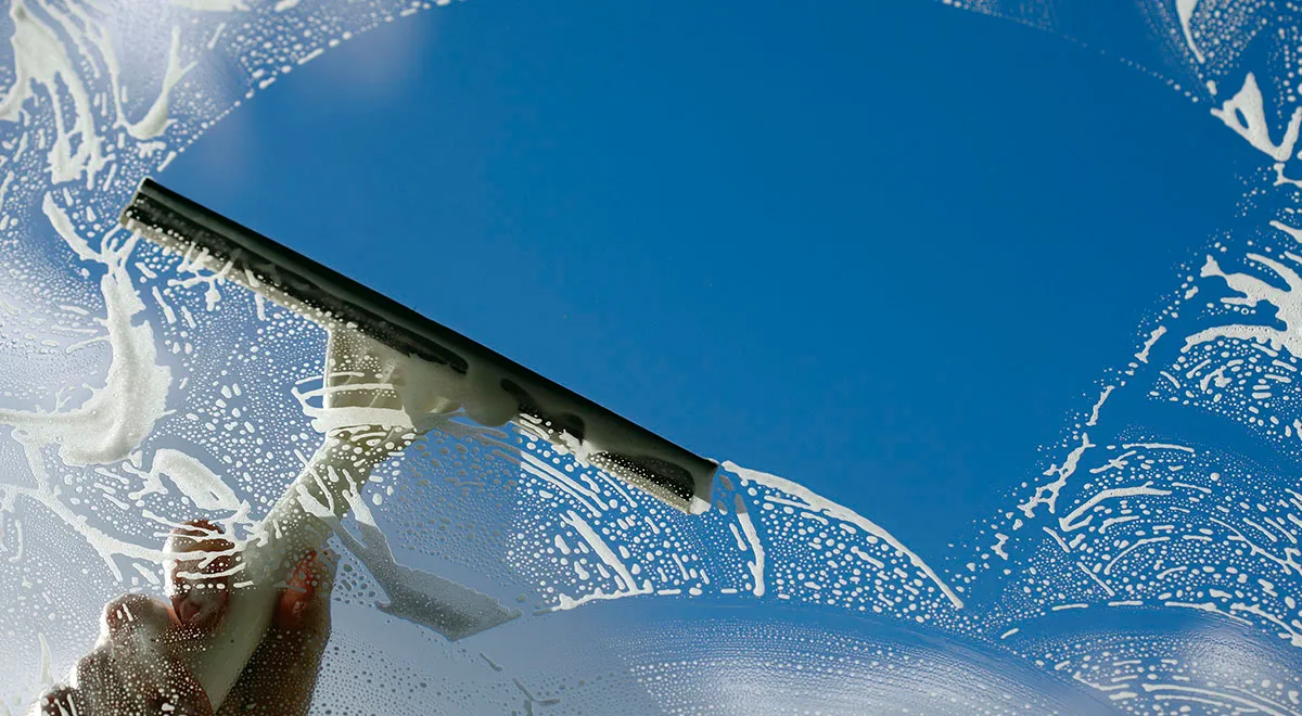 Read more about the article Why Miami Condo Owners Should Schedule Routine Window Cleaning
